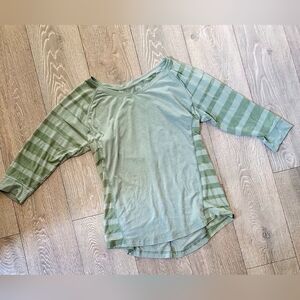 Mountain Hardwear 3/4 Sleeve Top